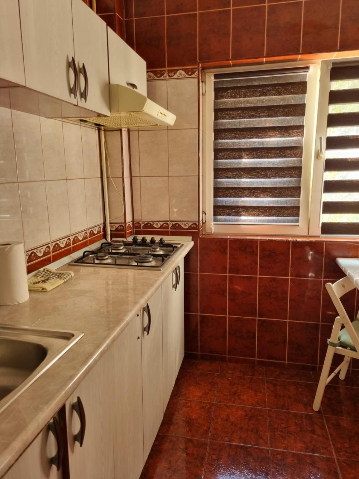 My House - Ultracentral Romana Square Near Old Town Bukares Bagian luar foto